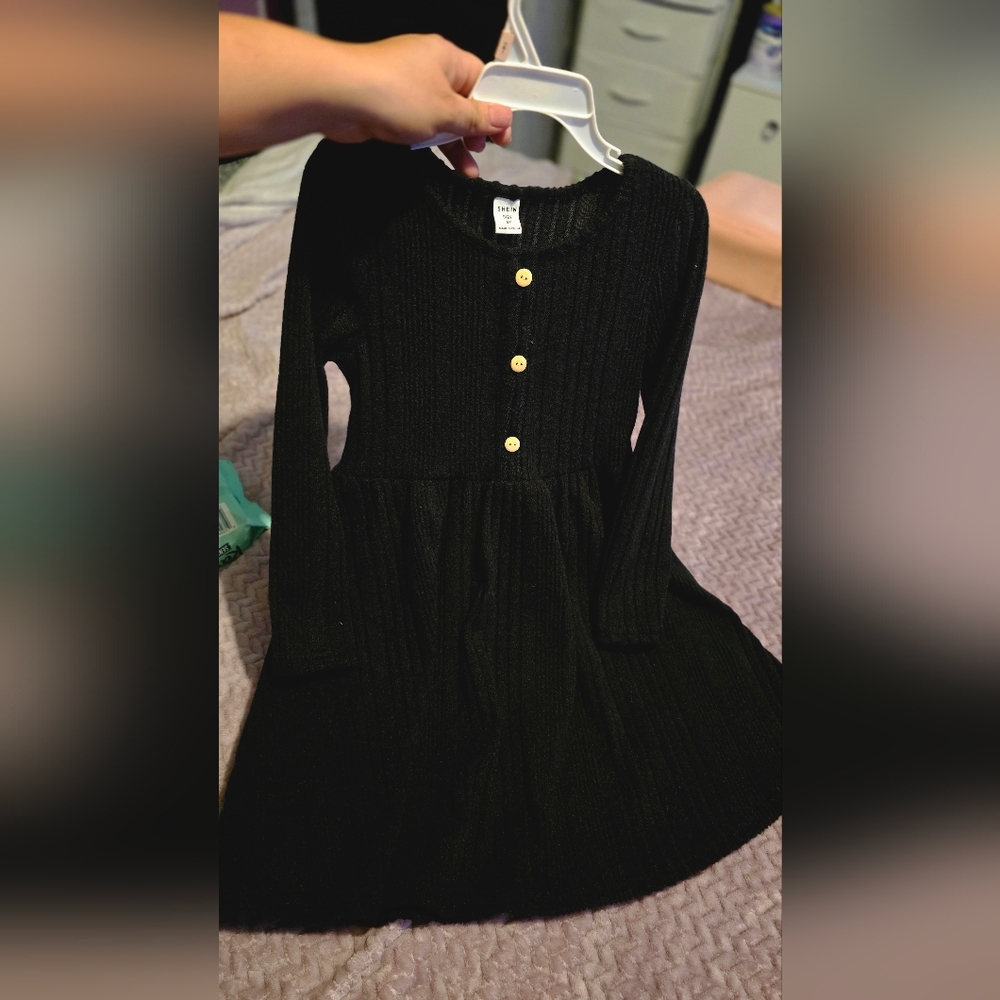 SHEIN Kids Black Knit Dress with Gold Buttons